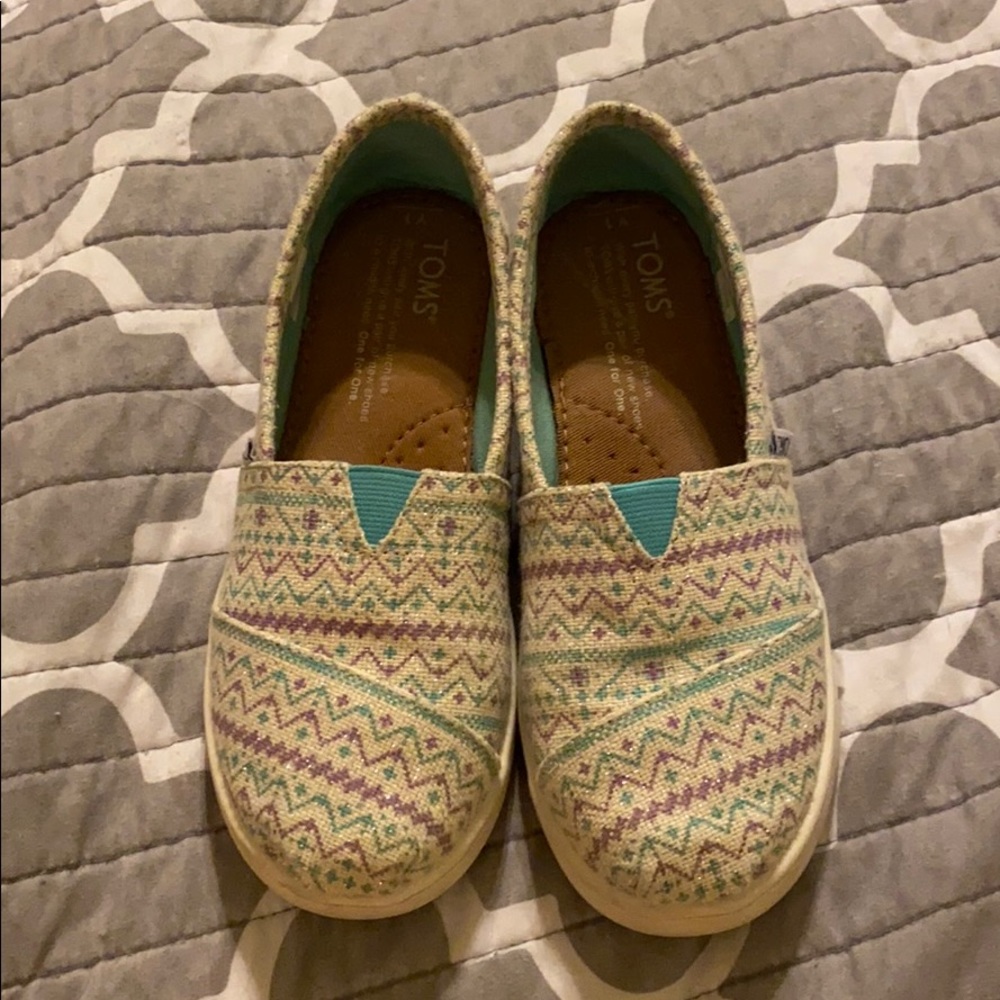 Girl Toms